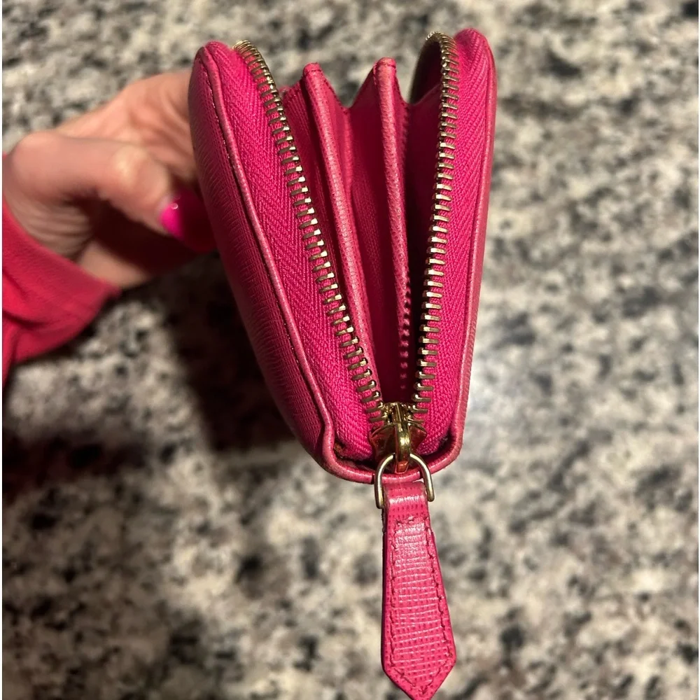 Fendi Long Zip Wallet - Picture 5 of 8
